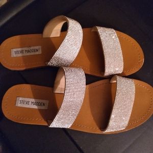 10M Steve madden sandles
